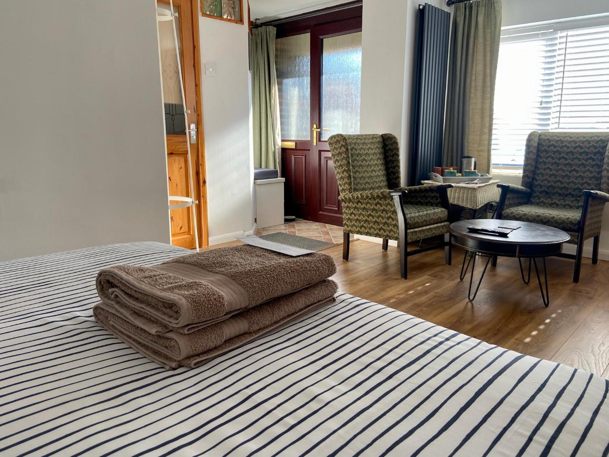 Apartment East Cliff Guest With Own Entrance Folkestone